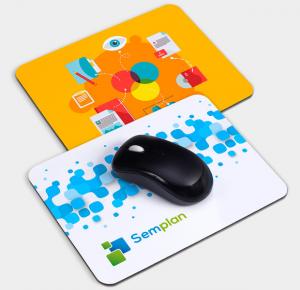 Mouse Pad Personalizado borracha anti-aderente e superfície em tecido 100% poliéster 22x17cm 4x0 - Frente Colorido   Estampa colorida por sublimação